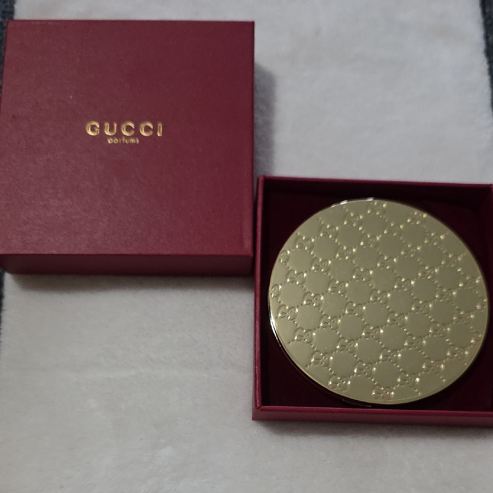 NEW~ GUCCI Gold Embossed Double Sided Compact Mirror